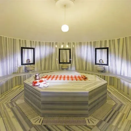 Hotel Fantasia Deluxe Kusadası