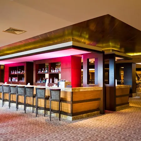 Fantasia Deluxe Hotel 5*