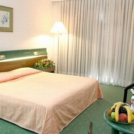 Fantasia Deluxe Hotel Kusadası