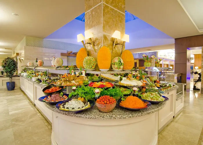 Fantasia Deluxe 5* Kusadasi