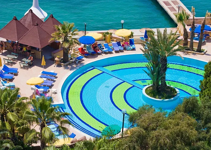 Fantasia Deluxe 5* Kusadasi