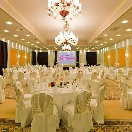 Hotel Fantasia Deluxe