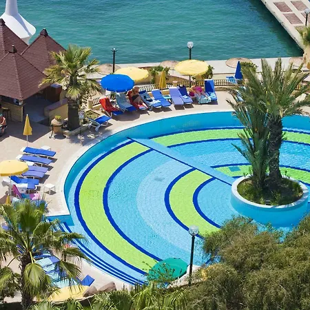 Fantasia Deluxe 5* Kusadası