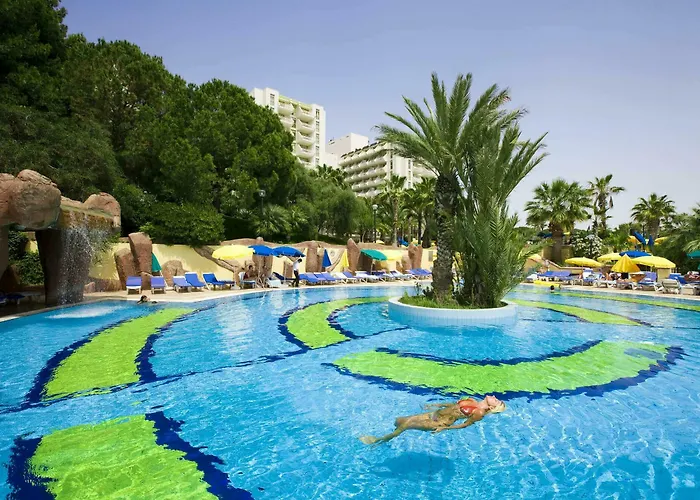 Fantasia Deluxe Szálloda Kusadası