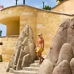 Hotel Fantasia Deluxe Kusadası