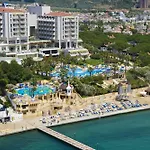 Fantasia Deluxe 5* Kusadası