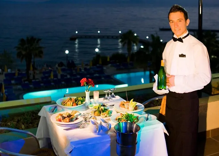 Hotel Fantasia Deluxe