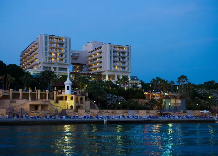 Hotel Fantasia Deluxe Kusadası
