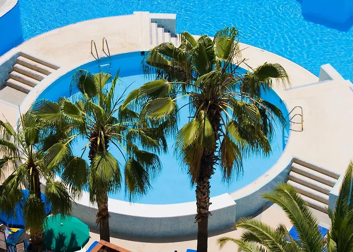 Hotel Fantasia Deluxe