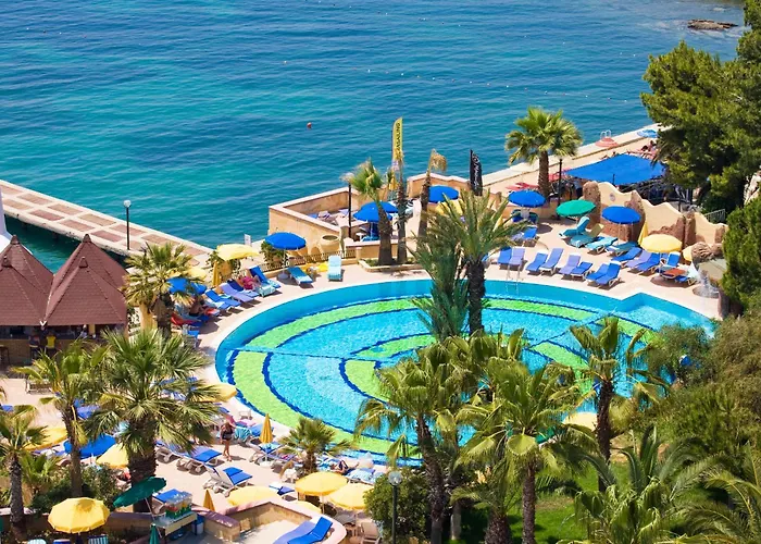 Fantasia Deluxe Kusadası