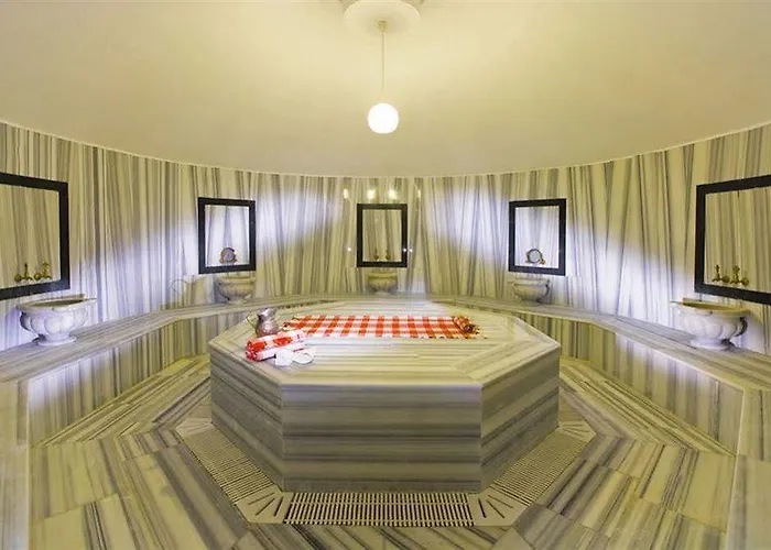 Hotel Fantasia Deluxe Kusadası
